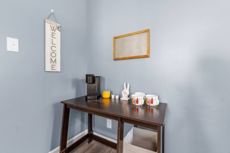 But first, coffee! We know how to get the day started before your long commute to Nashville or your short drive to Fort Campbell. 