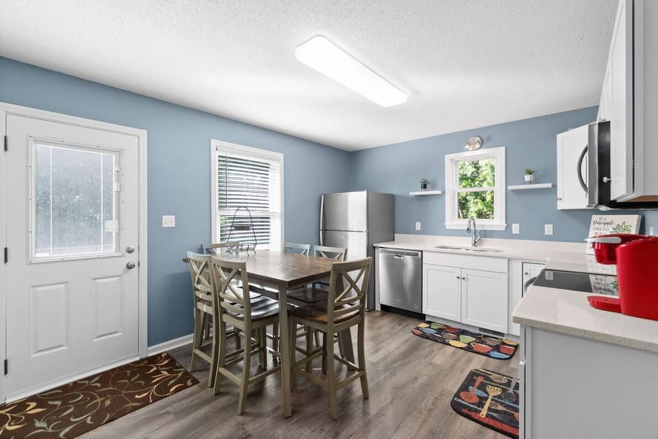 Fully stocked kitchen. Includes coffee maker, microwave, dishes, silverware and more. Feel at home away from home. Perfect for short and long term stays. Close to Ft. Campbell and Nashville