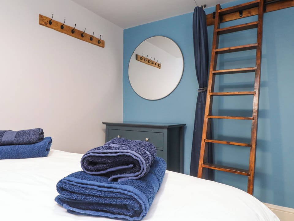 2 Pant Y Celyn Cottage in Clynnog