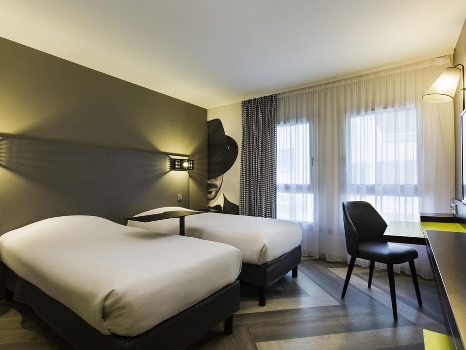 Standard Room, 2 Twin Beds | In-room safe, desk, soundproofing, iron/ironing board