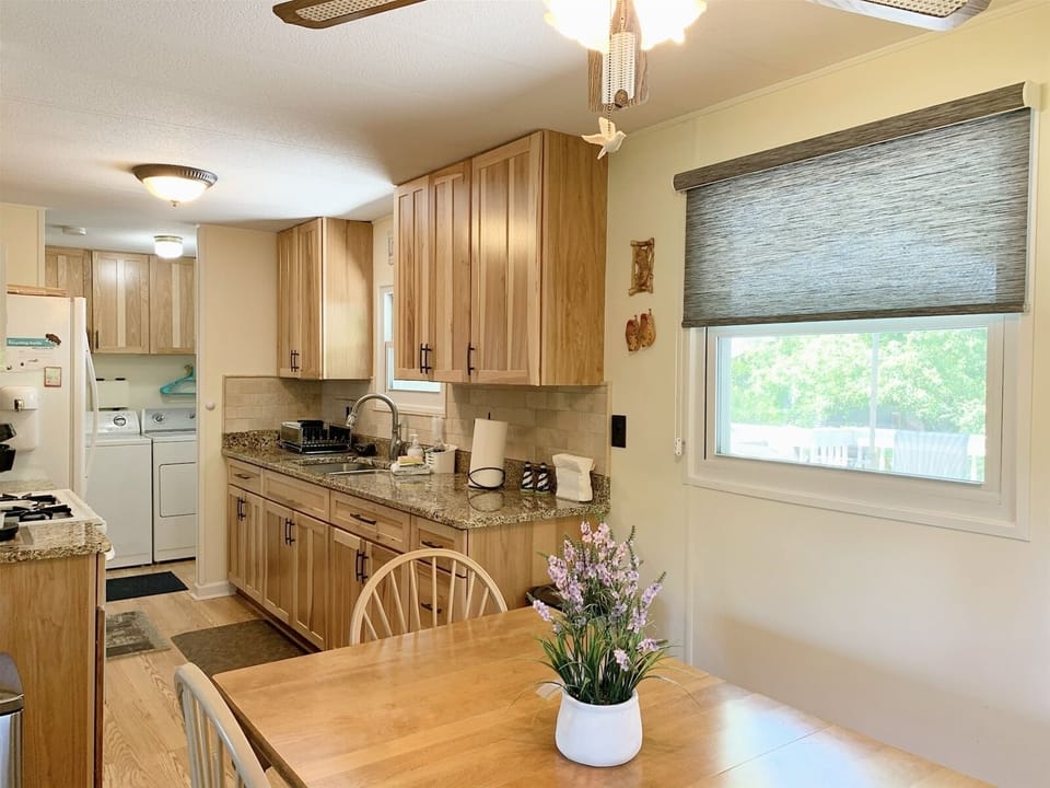 Open kitchen and dining