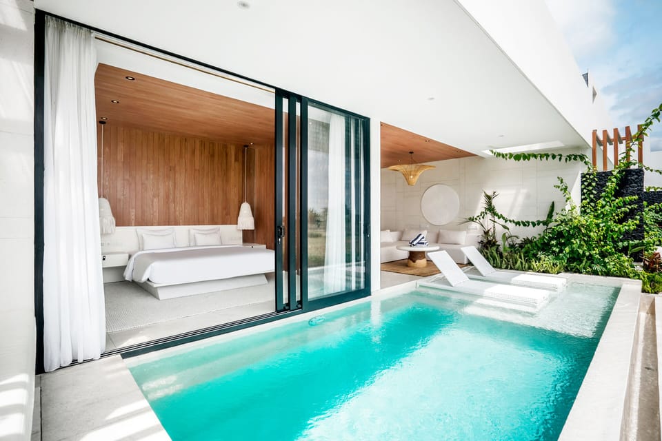 Private pool