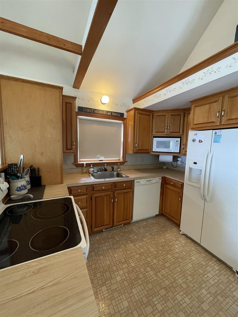 Villa, 3 Bedrooms | Private kitchen | Fridge, oven, coffee/tea maker, toaster
