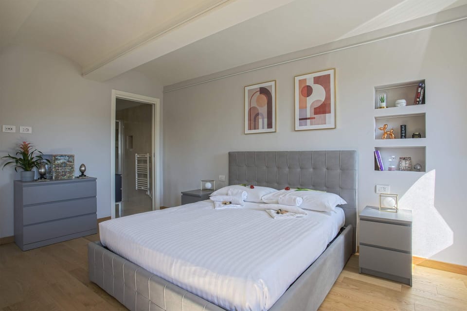 Basic Apartment, Multiple Beds | 2 bedrooms, desk, laptop workspace, iron/ironing board