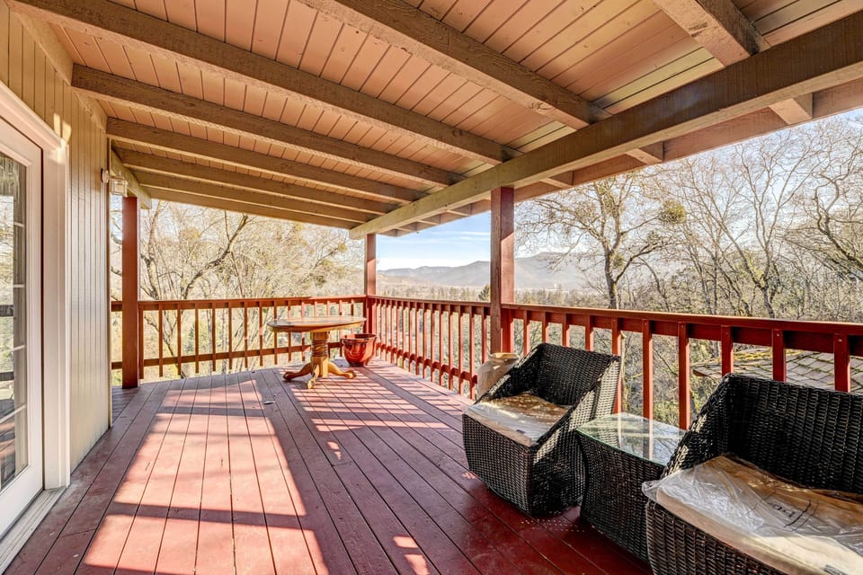 Deck | Mountain Views | Hunting + Boating Nearby