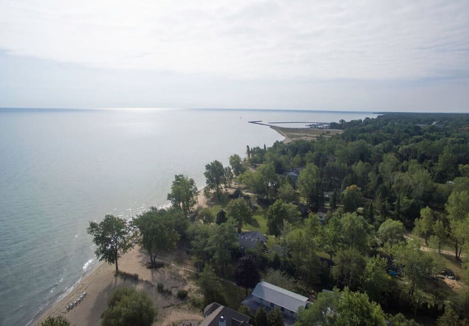 Gorgeous Lake Huron! Bring your boat & rent a slip in the Port Sanilac Harbor, it`s just 3 min away!