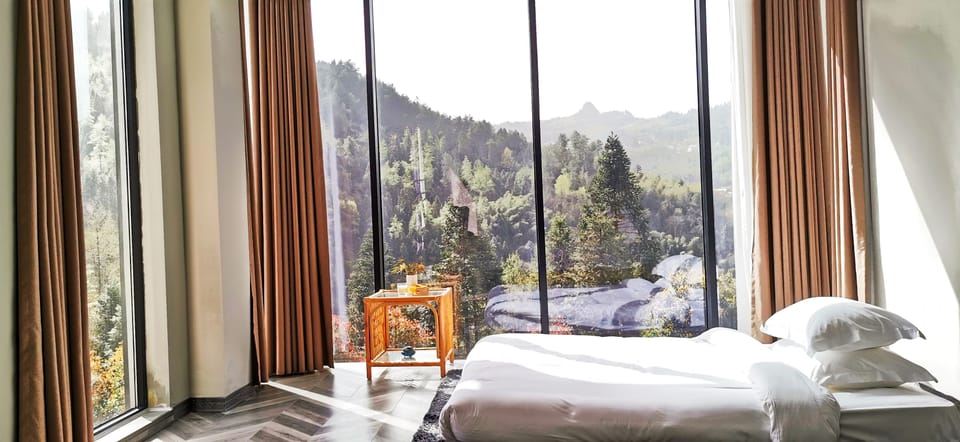 Deluxe Triple Room | Premium bedding, down comforters, soundproofing, WiFi (free)
