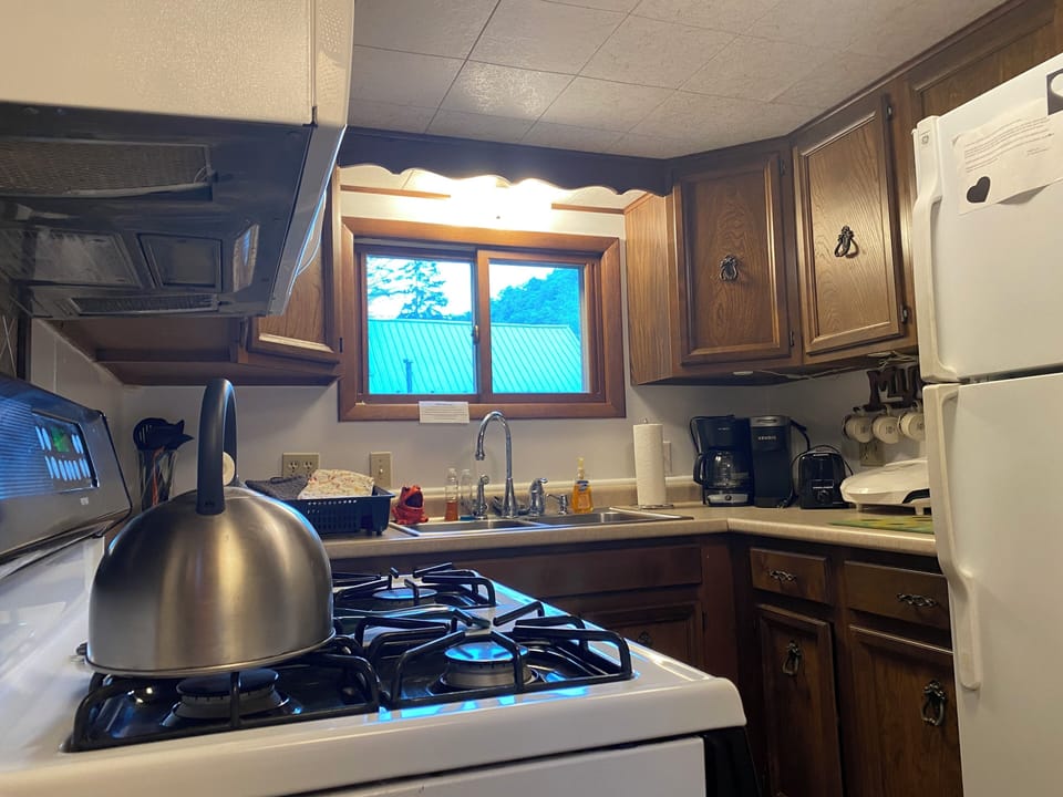 fully stocked kitchen