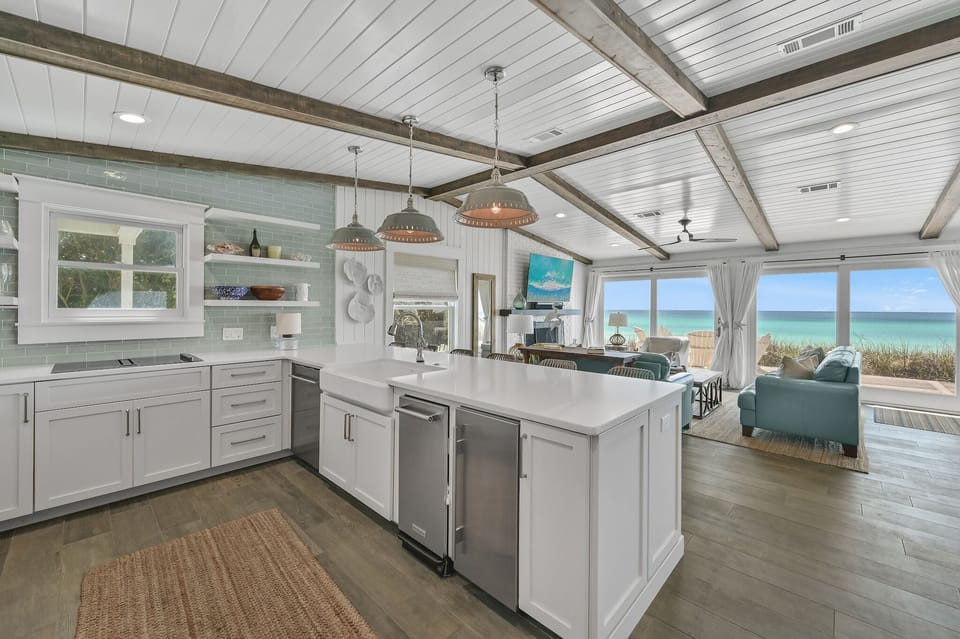 105 Pelican Circle - Seacrest - Kitchen