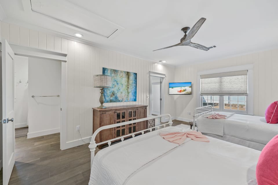 105 Pelican Circle - Seacrest - Guest Bedroom #4 Queen/Queen