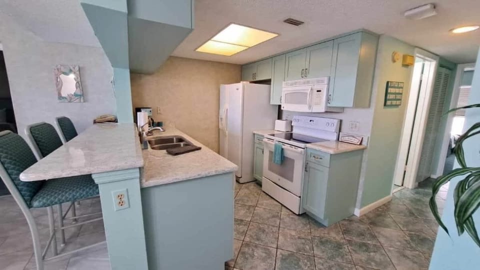 Furnished Kitchen