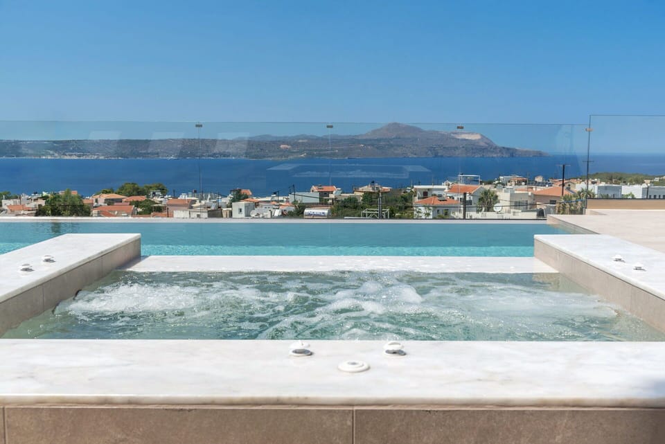 Building Exterior, Hot Tub, Outdoor
