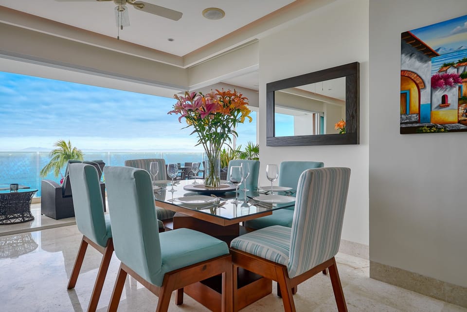 Dinning Room 