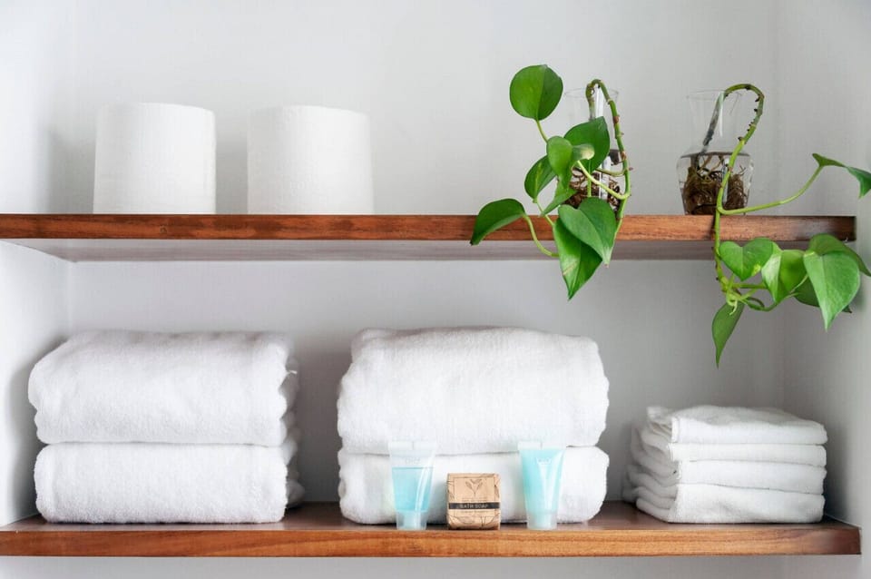 Bathroom amenities