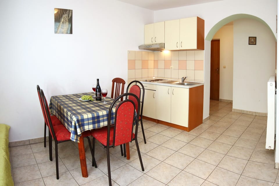 Kitchenette