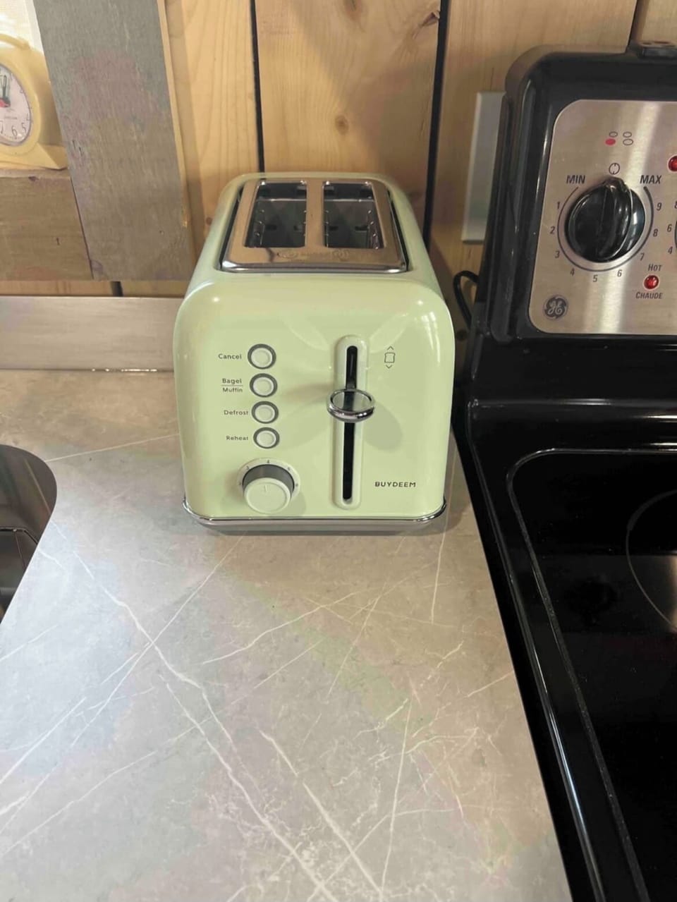 Two slice toaster