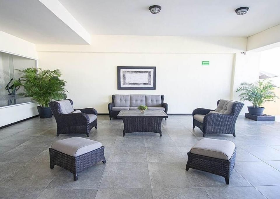 Classic Condo | Living area