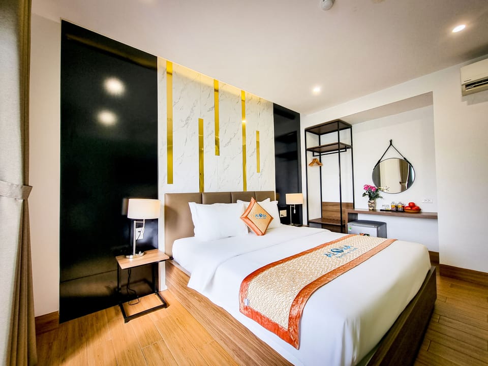 Deluxe Double Room | Minibar, desk, soundproofing, WiFi (free)