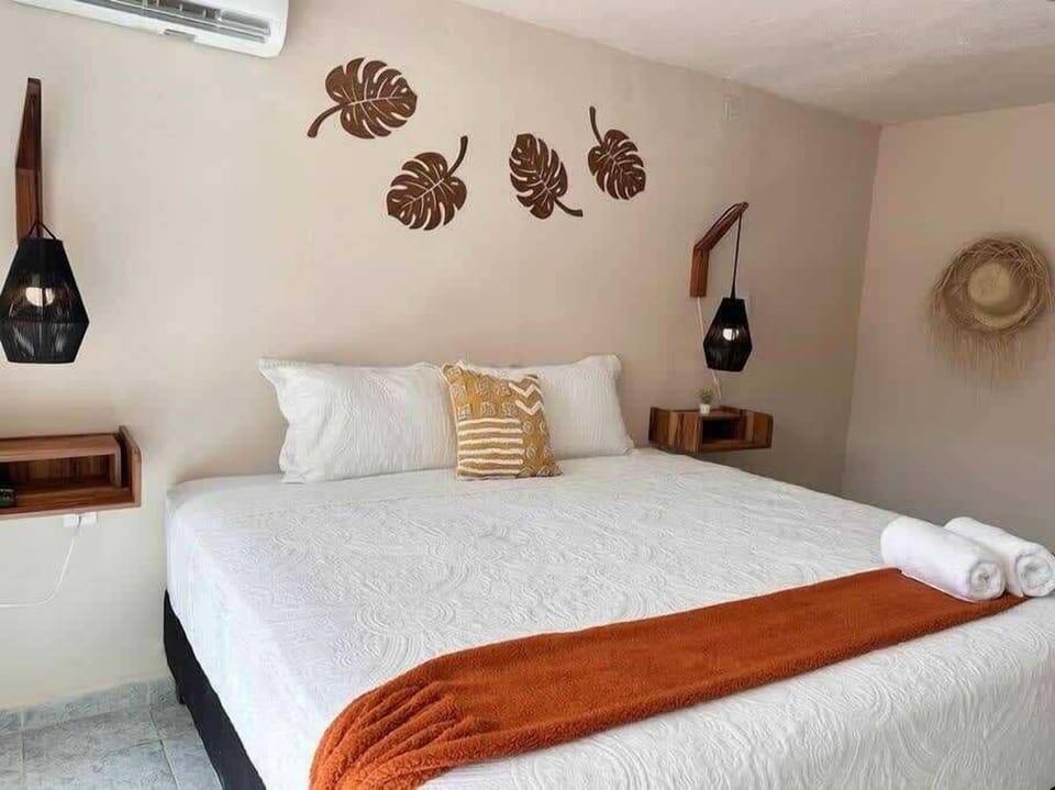 Cozy double bed in the studio