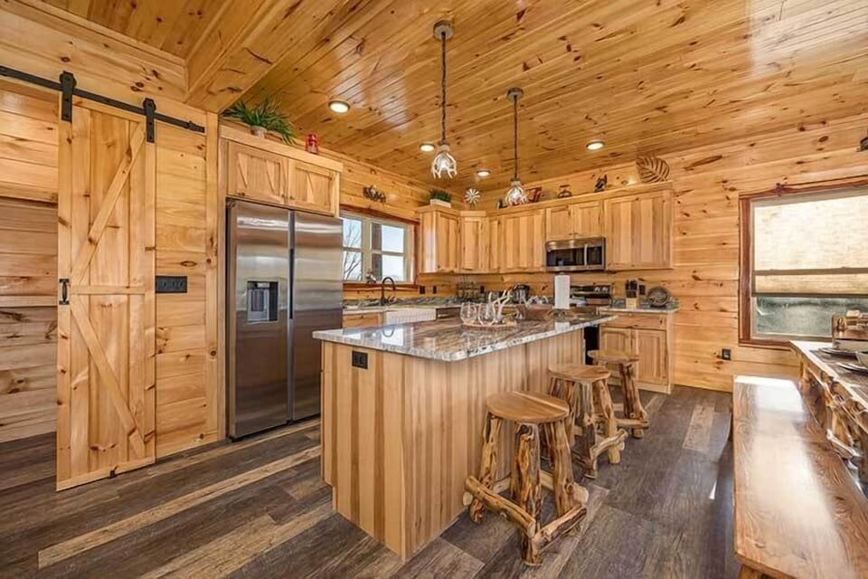Cabin Fully Equipped Kitchen