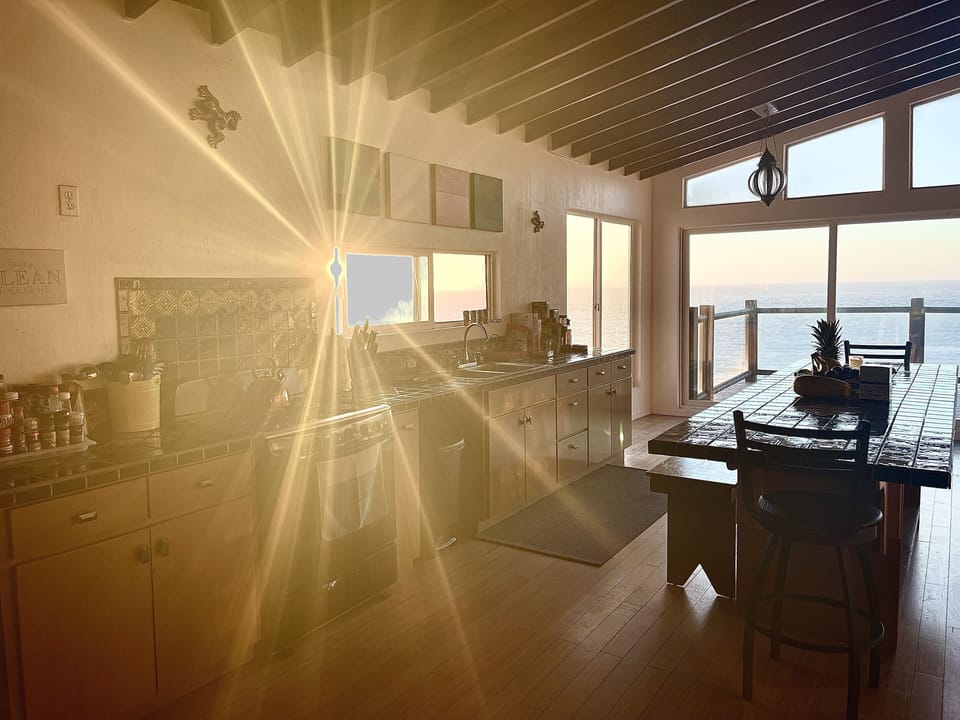 Full-size fridge, oven, stovetop, espresso maker