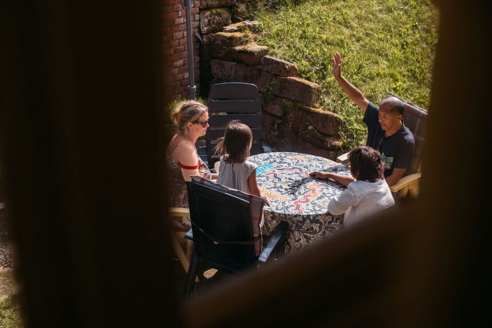 Enjoy relaxed outdoor moments with family or friends in the sunshine