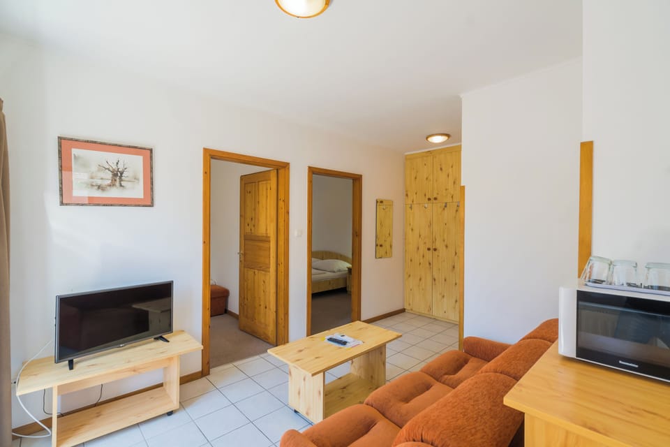 Standard Apartment, Balcony, Courtyard View | Free WiFi
