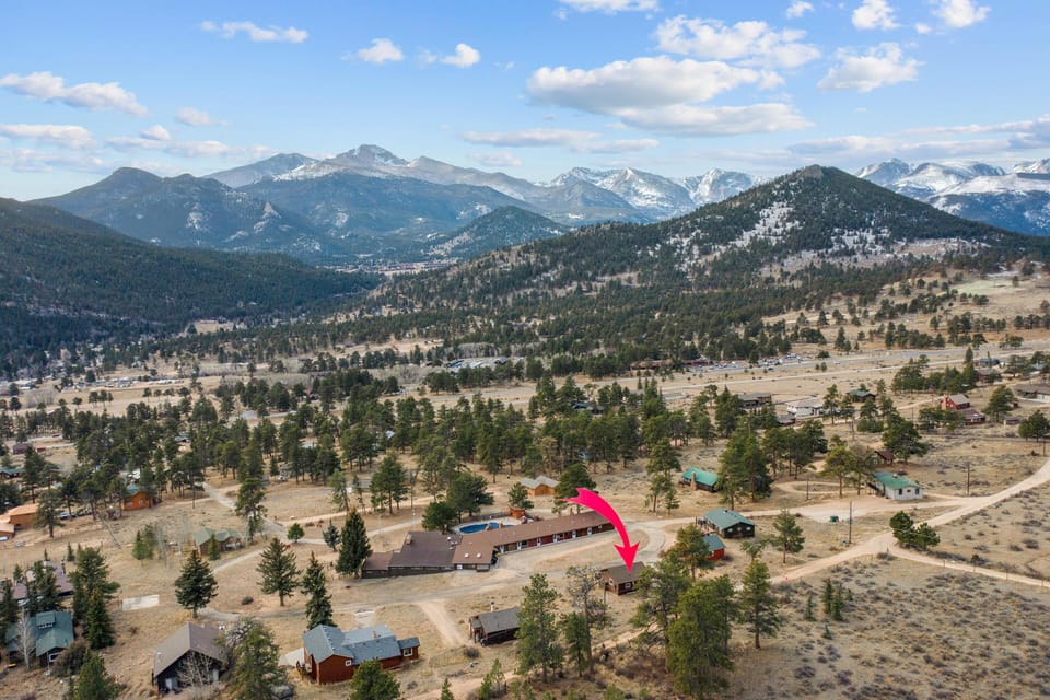 Mountain retreat with stunning panoramic views