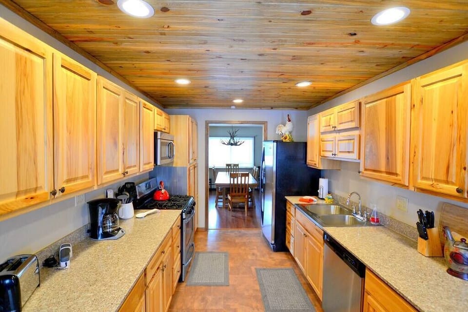 Large Kitchen