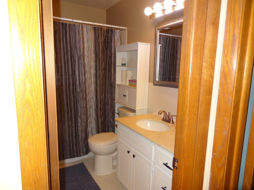 Upstairs Bathroom with shower