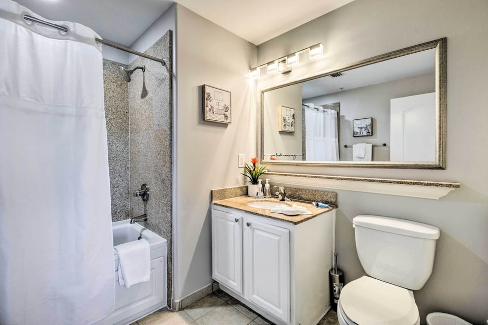 Bathroom | Complimentary Toiletries