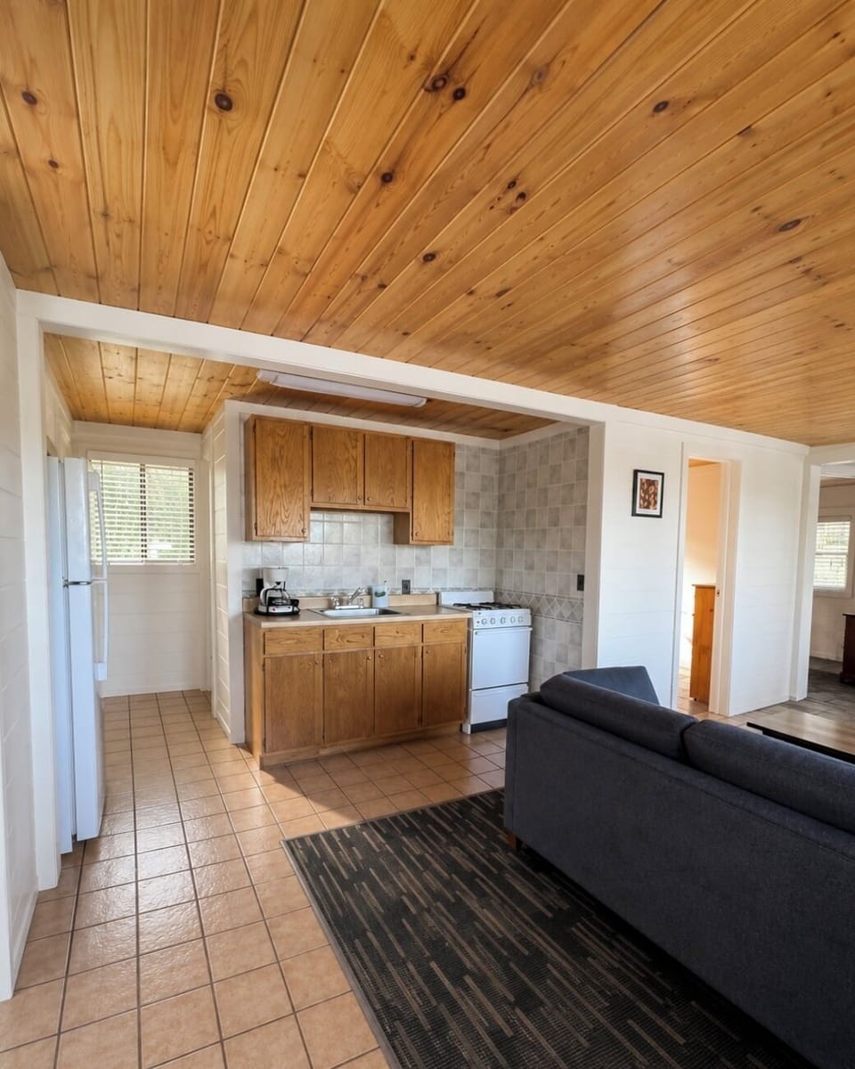 Four-Bedroom Cottage with Private Deck | Private kitchen | Coffee/tea maker, microwave, toaster