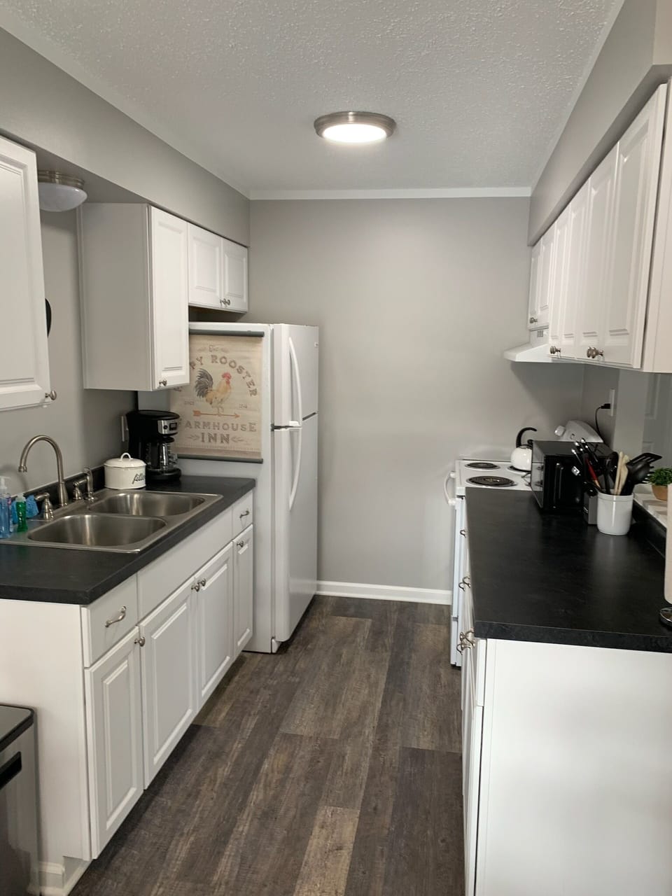 Fully stocked kitchen with everything you need to prepare your favorite meal! 