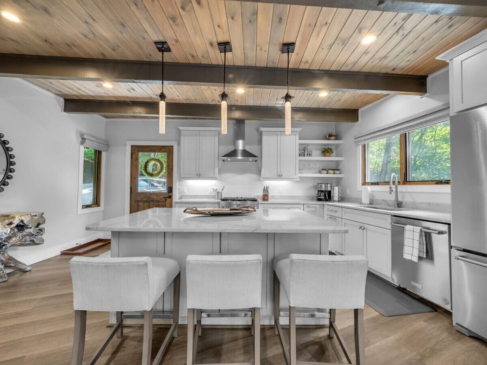 Large kitchen island with seating.