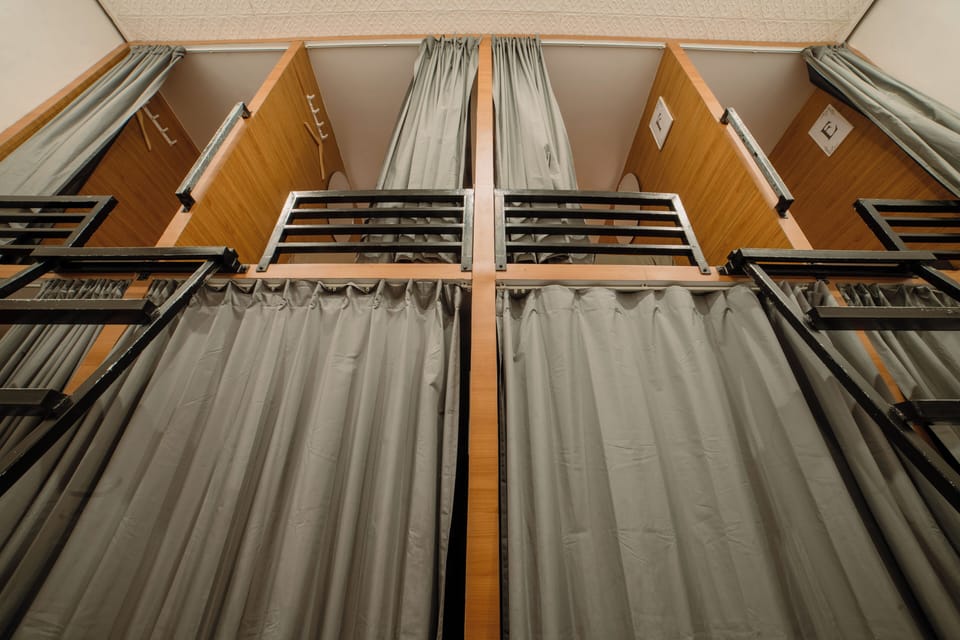 Shared Dormitory | Free WiFi, bed sheets