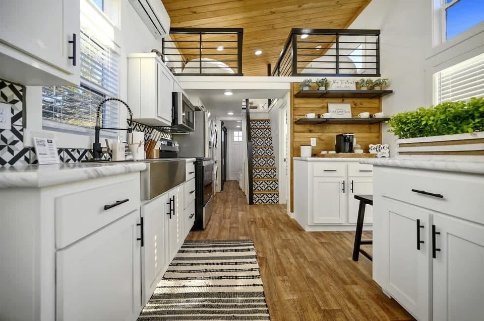 kitchen/dining