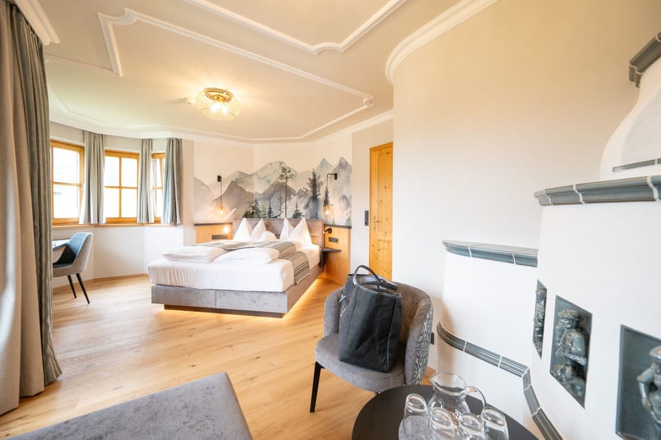 Family Double Room | In-room safe, soundproofing, free WiFi