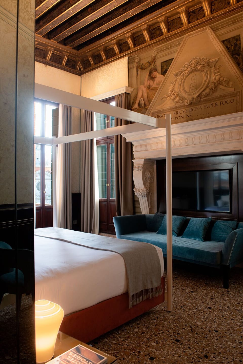 Suite, Terrace | Down comforters, minibar, in-room safe, desk