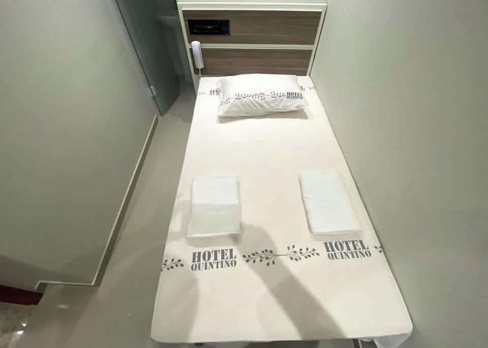 In-room safe, iron/ironing board, WiFi (free), bed sheets