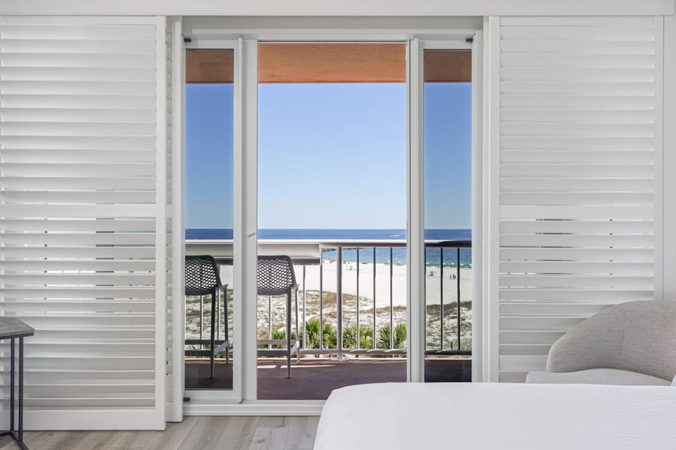 Gulf View Queen | Premium bedding, in-room safe, desk, laptop workspace