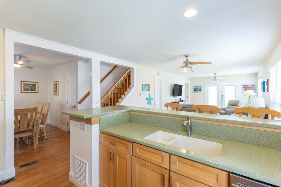 Fully equipped kitchen