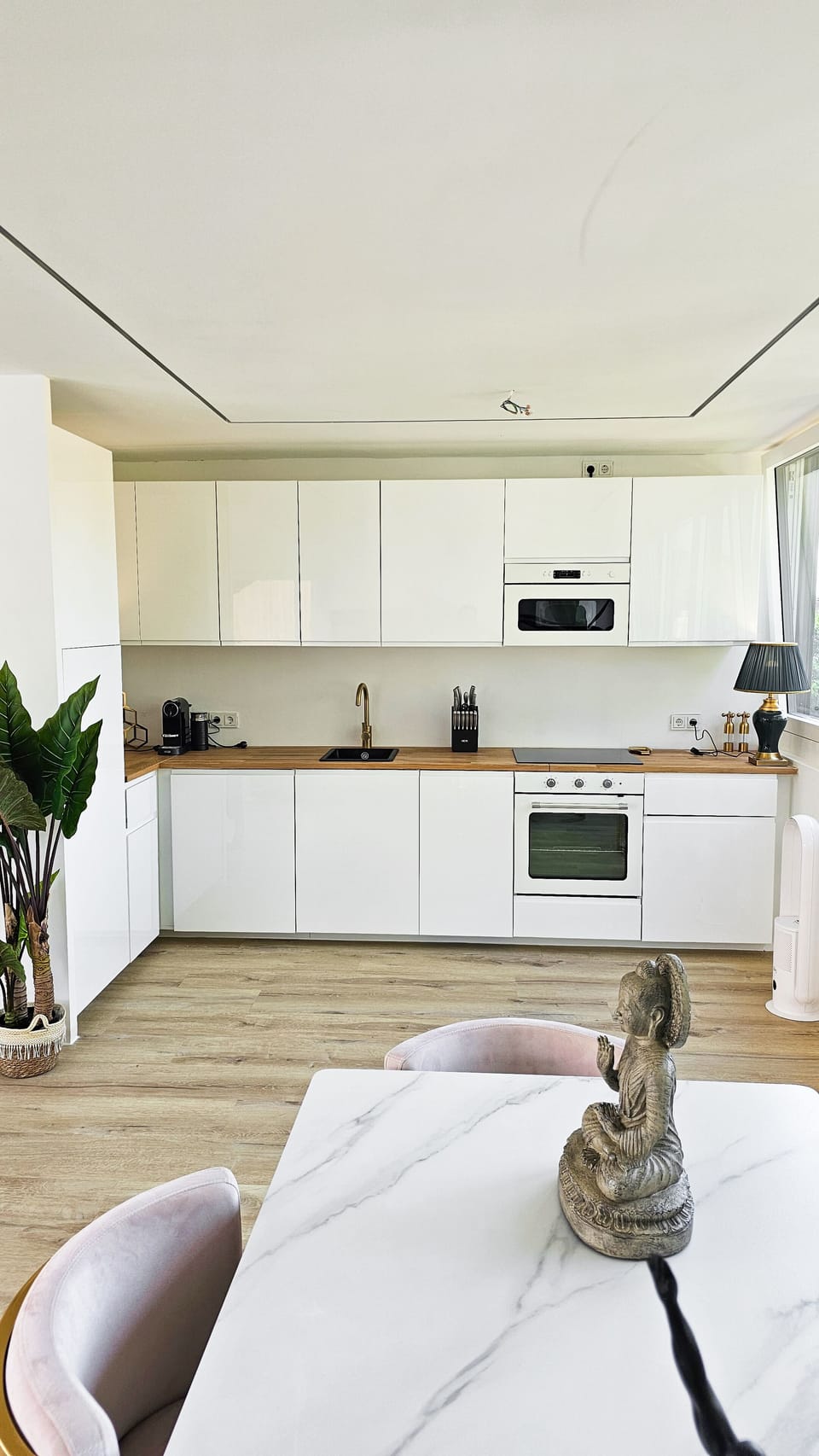 Luxury Condo | In-room dining
