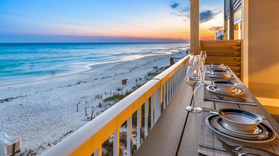 Second Floor Balcony | Outdoor Beachfront Dining for 8 | 2 Outdoor Dining Configurations