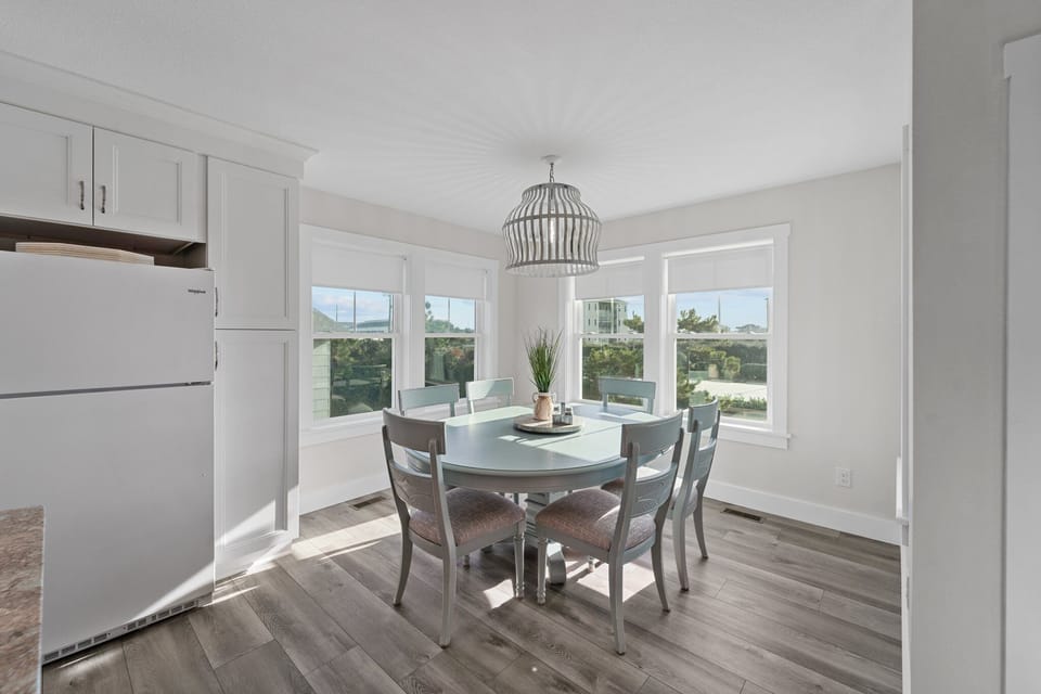 Dining Area for 6