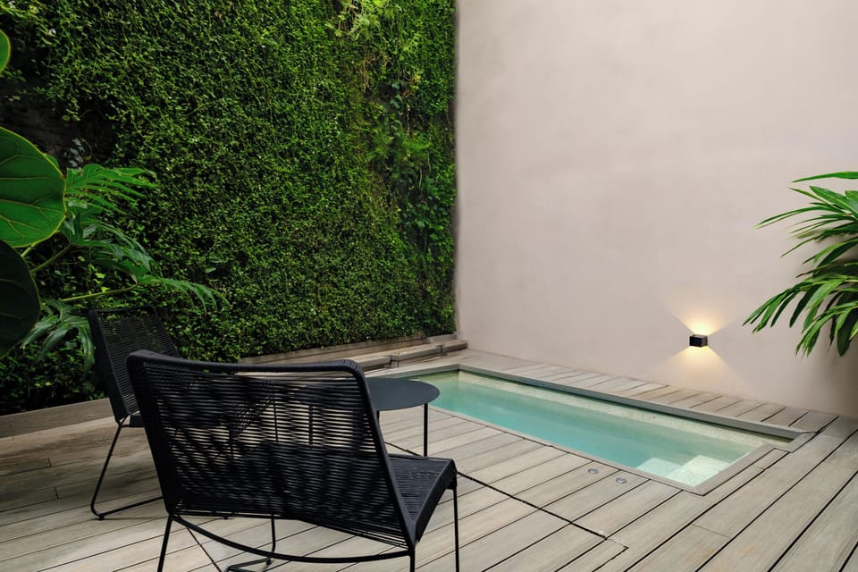 Private pool