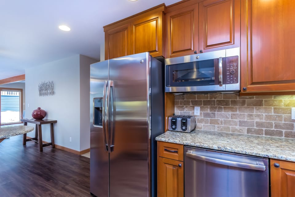 Kitchen - Main Level