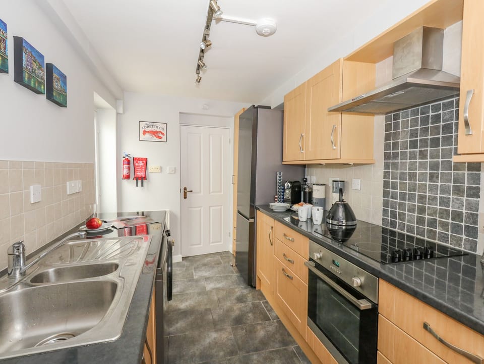 Fridge, dishwasher, electric kettle, toaster