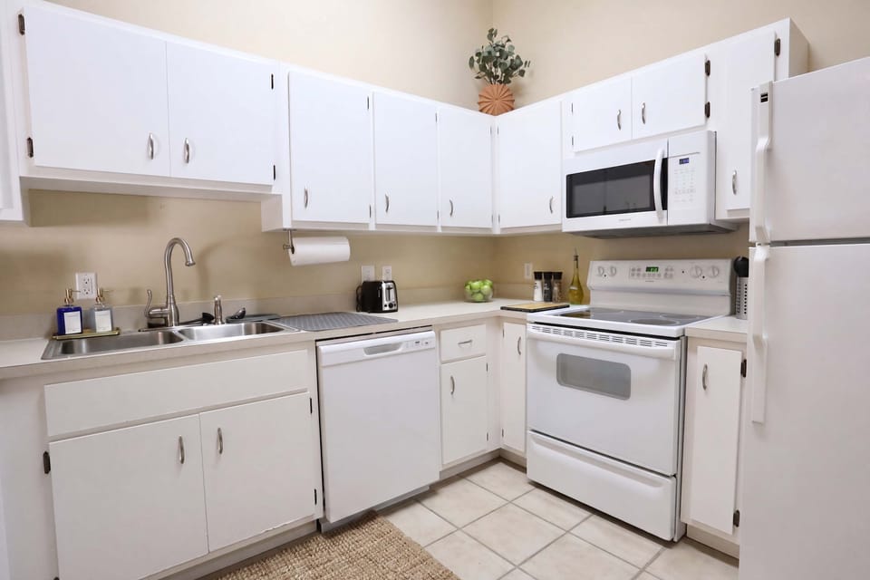 Fully equipped kitchen with everything you need for home-cooked meals, from morning coffee to dinner.