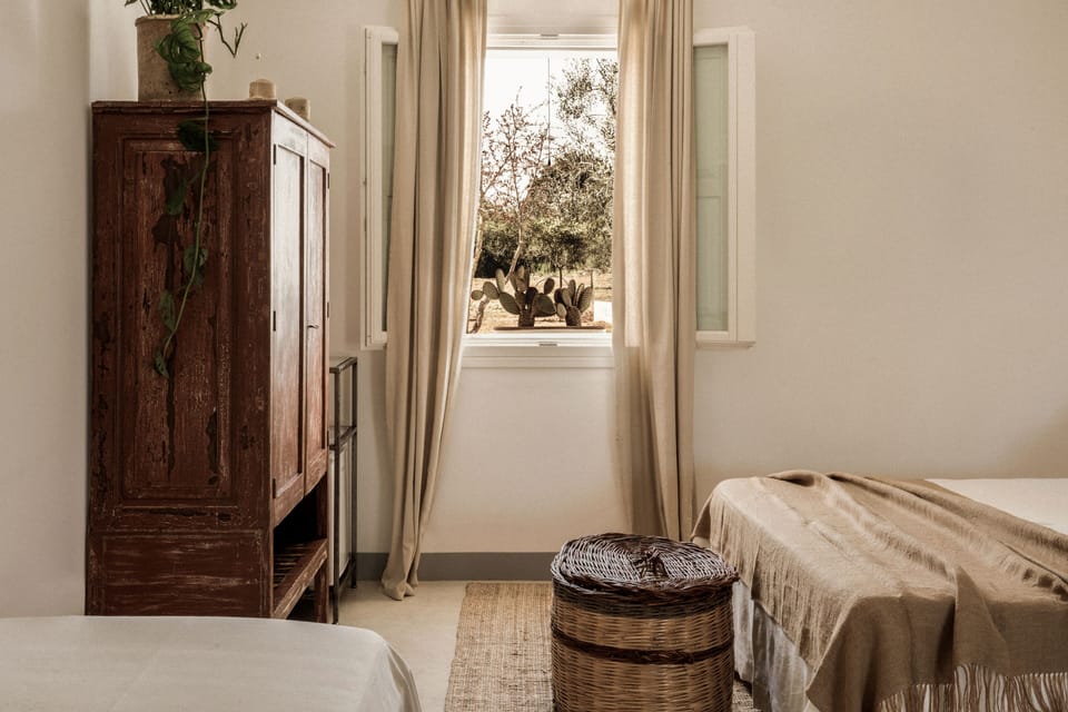 Deluxe Room, Garden View | Premium bedding, memory foam beds, free minibar, in-room safe