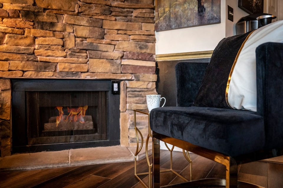 After a day exploring come home have a seat by the fire and enjoy a cup of hot chocolate from the bevrage bar.